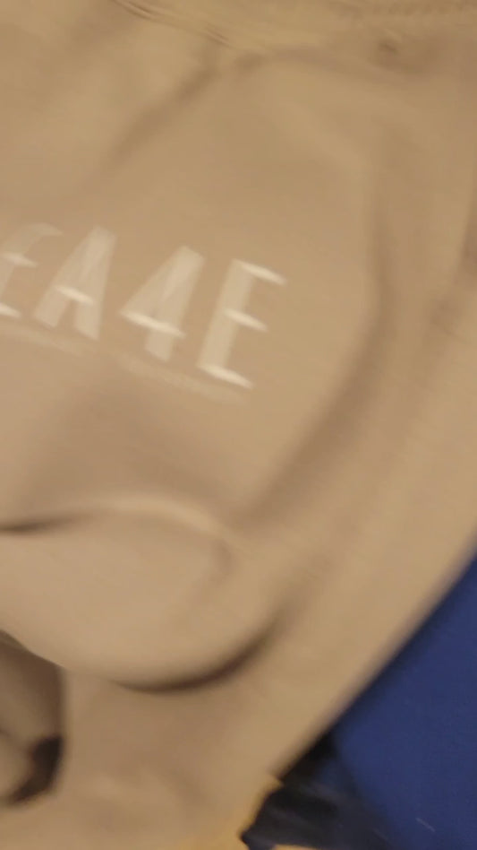 Super Comy Sweats EA4E